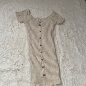 Wide  beige dress